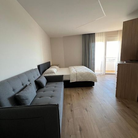 Port View Apartment 2 Дуррес Экстерьер фото