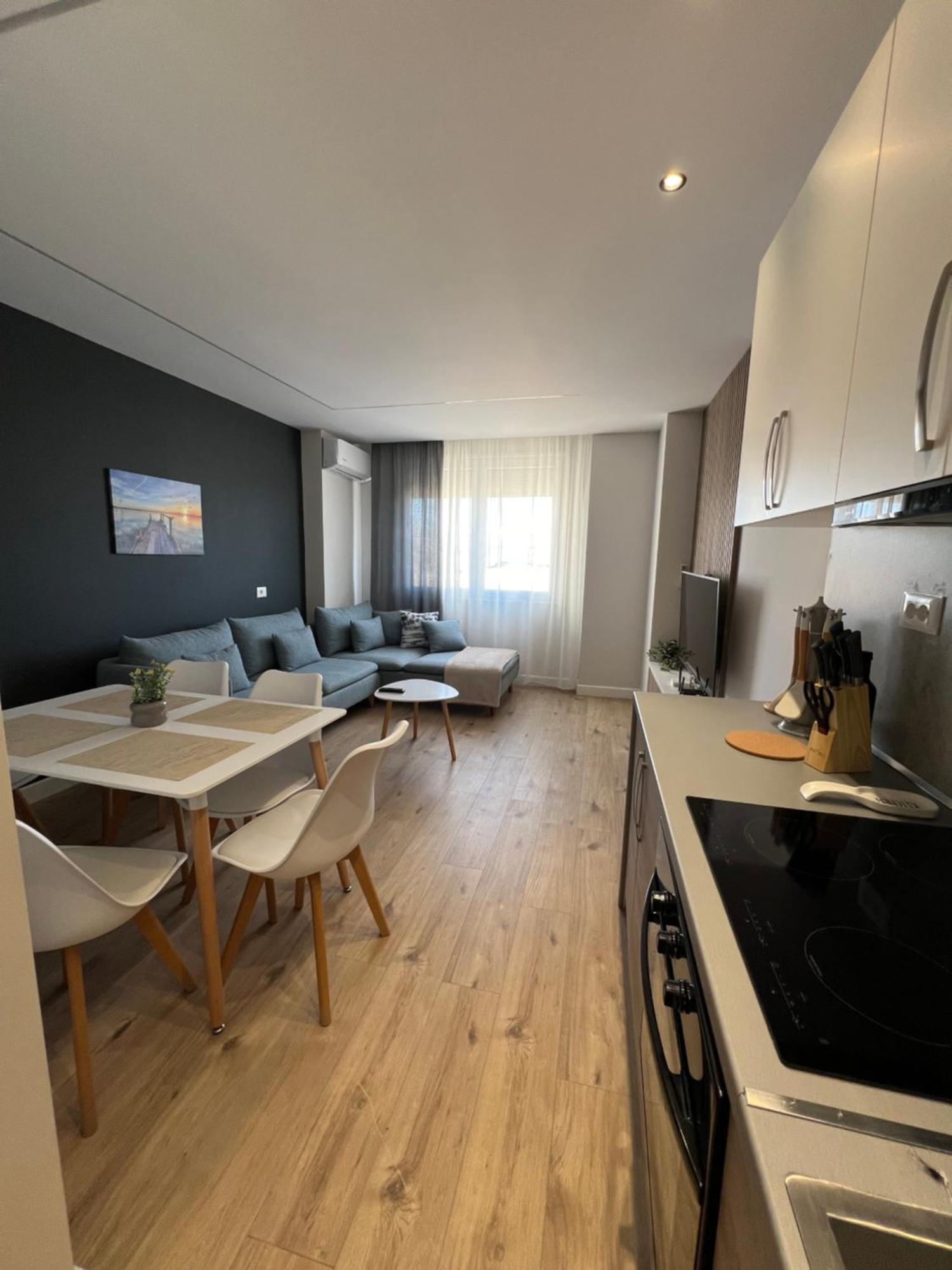 Port View Apartment 2 Дуррес Экстерьер фото